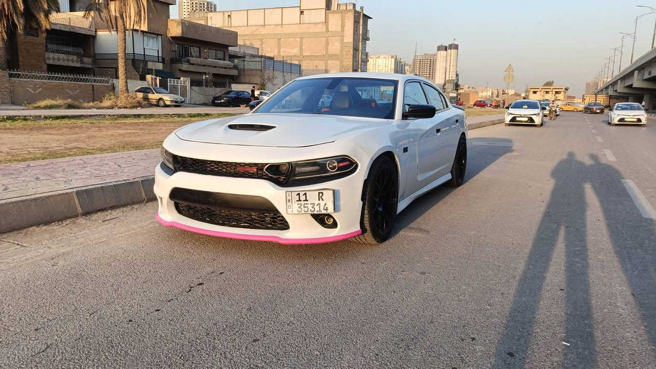 مكلف بالنشر 
للاتصال *********** و
جارجر سكات باك للبيع 
موديل 2022 
مكينه V8 / 6400ccm
ماشيه : 35 الف مايل
السعر 195 ورقه
رقم بغداد بأسمي والتحويل ثاني يوم 
المواصفات 
——————————-
كشنات كنتاره احمر مختم ( سكات باك ) 
فجوج بريمبو 6 بستم 
اكسل قفل 3.9 
كير 8 نمر 
دبات موبار سود
شاشه كار بلي 
كشنات تدفئه تبريد 
4 مودات قياده 
ذاكرة خزن ميموري 
حساسات خلفيه + جانبيه 
كامره خلفيه 
وباقي مواصفات السكات باك معروفه 
الأضافات 
———————————
لدات اوركال متغير 
وسقف روز رايز
حادثها 
——————————-
جاملغ وبنيد فقط 
* علماً السياره مناقصها اي شي جاهزه مجهزه 
* لا بيها تكحيل ولا بارد وكشرها كلش حلو 
السعر  ورقه وبالعافيه على الي ياخذها
مكاني بغداد / المنصور
