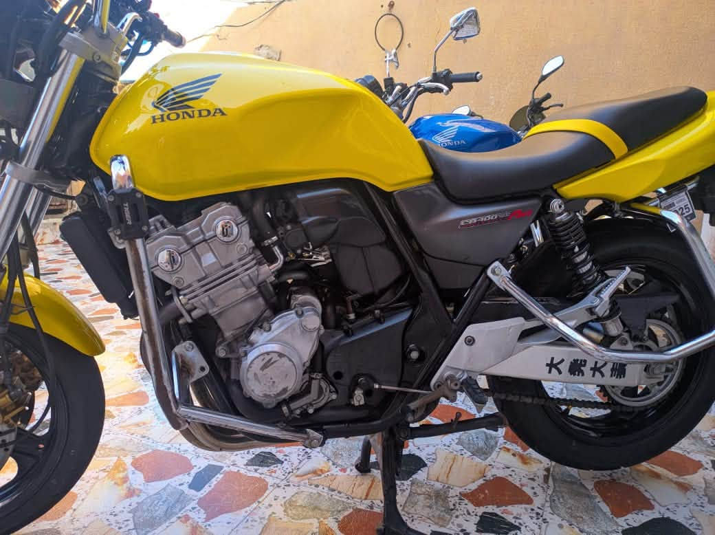 السلام عليكم
🔴Honda2010. SP4
الون اصفر 

نوزل 

كفاله عامه 
الاستفسار .🔴***********🔴
