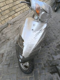ماكس قچمه الدراجه مكينته تخبل وبيها كلچ رياضي يعني تاخذه جاهزه بيها خي...