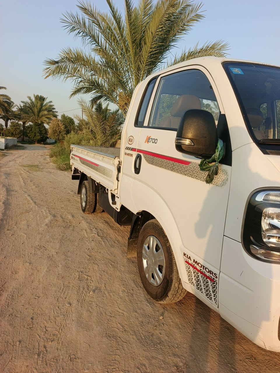كيا حمل للبيع موديل 21 رقم واسط تحويل ثاني يوم متعهد كير اكسن محرك تبريد ثلج السعر 130 وبيه مجال قليل الاتصال على الرقم ***********
