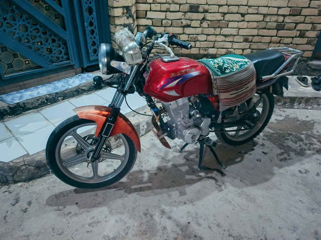 للبيع مكانها حله جسر نادر كلك
رقم ***********
