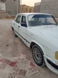 امراوس فقط فولكه أو بيع ب33 وبيها مجال مكينه وكير ففتي تبريد كامل عوزه...