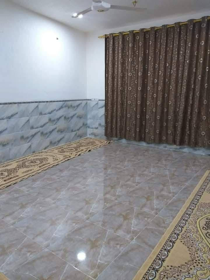 السلام عليكم بيت للبيع المساحه 190 إصلاح  زراعي كافة الخدمات العنوان محيزم الرابعه شارع ٨٠ جهة كربلاء الاستفسار ***********
