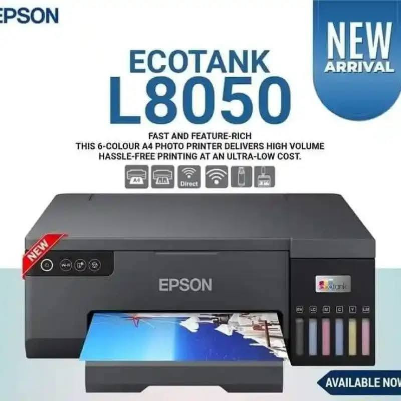 طابعه ابسون L8050 نضافه 98%  جديده تطبع صور معاملات صور A5 وتطبع A4وتطبع حراري وتطبع باجات عضم عاج وطبع اقراص وتطبع تشيرتات وتكدر تطبع عن طريق المبايل واي فاي او بلوتوث  وهواي مواصفات
 سعره 350 الف فقط عنواني حله توصيل محافظات موجود رقمي ***********
