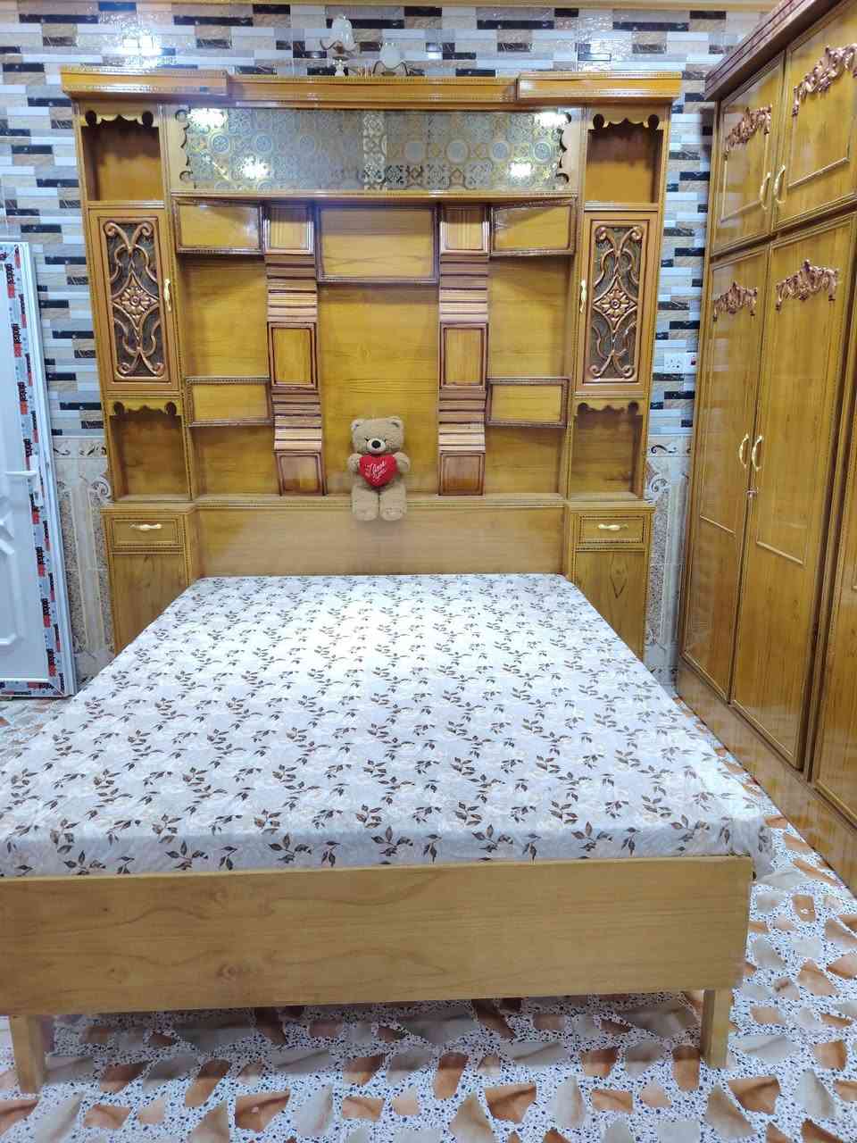 غرفه نوم خشب عراقي حطاطه مستعمل شي قليل السعر مليون
العنوان الرمانه ***********
