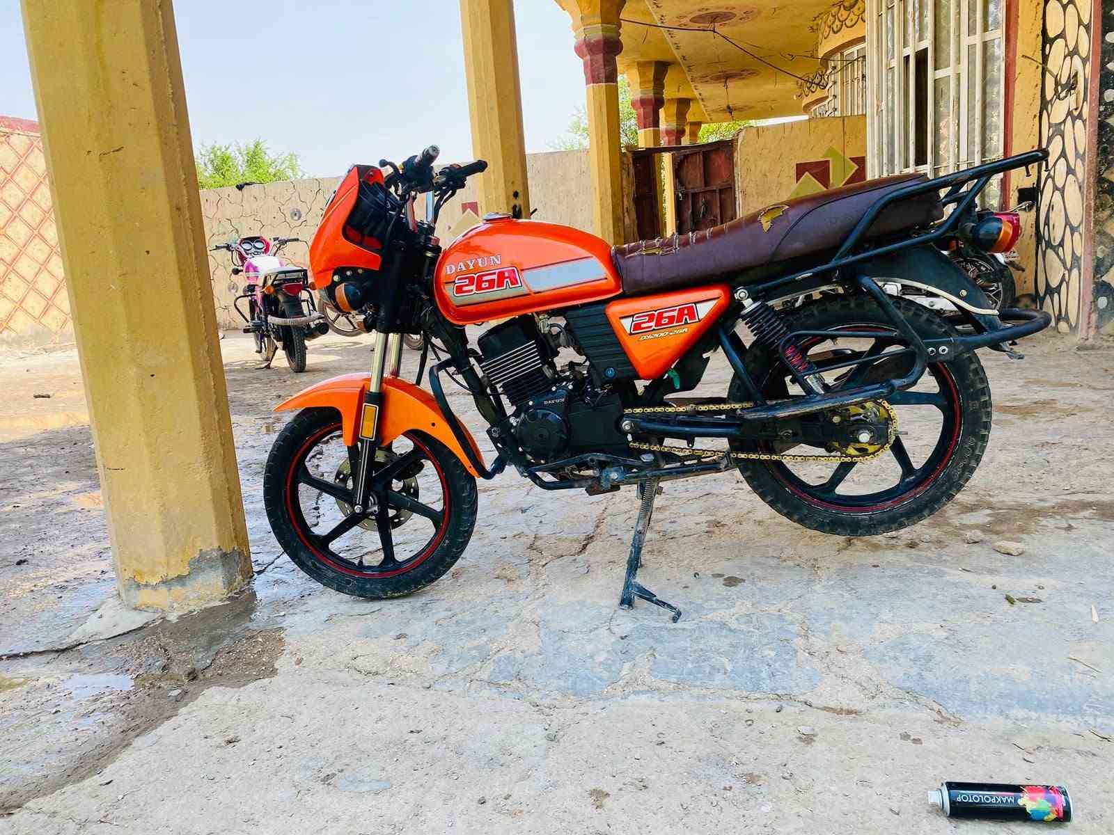 سلام عليكم دراجة دايوان موديل 23 أوراق اسكنر مكفولة كفالة عامة كهربايات كاملة اي نقص مابيه محرك 200 السعر 1250 بيه مجال الطيبين الرقم ***********

