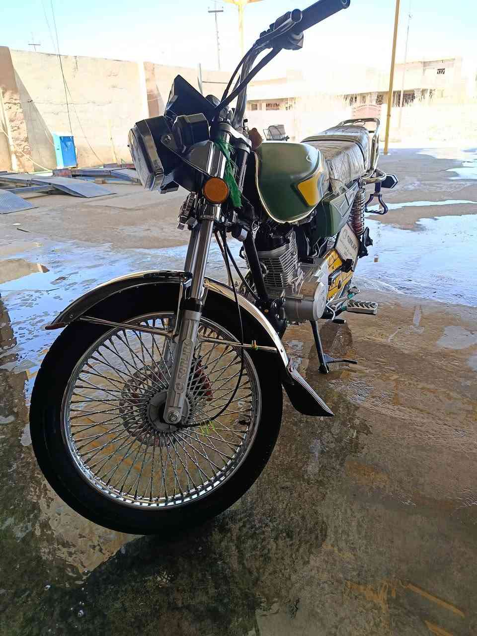 السلام عليكم
دراجه نضافه فول 
موديل / 25
4كير +محرك 125
مايحتاج احجي عل نظافه كدامك
السعر 700 وبي مجال 
مكاني الدجيل
 رقم ***********
وحسابي المازنجر مفتوح تكدر تراسلني عليه
للبيع او مراوس حسب القناعه
