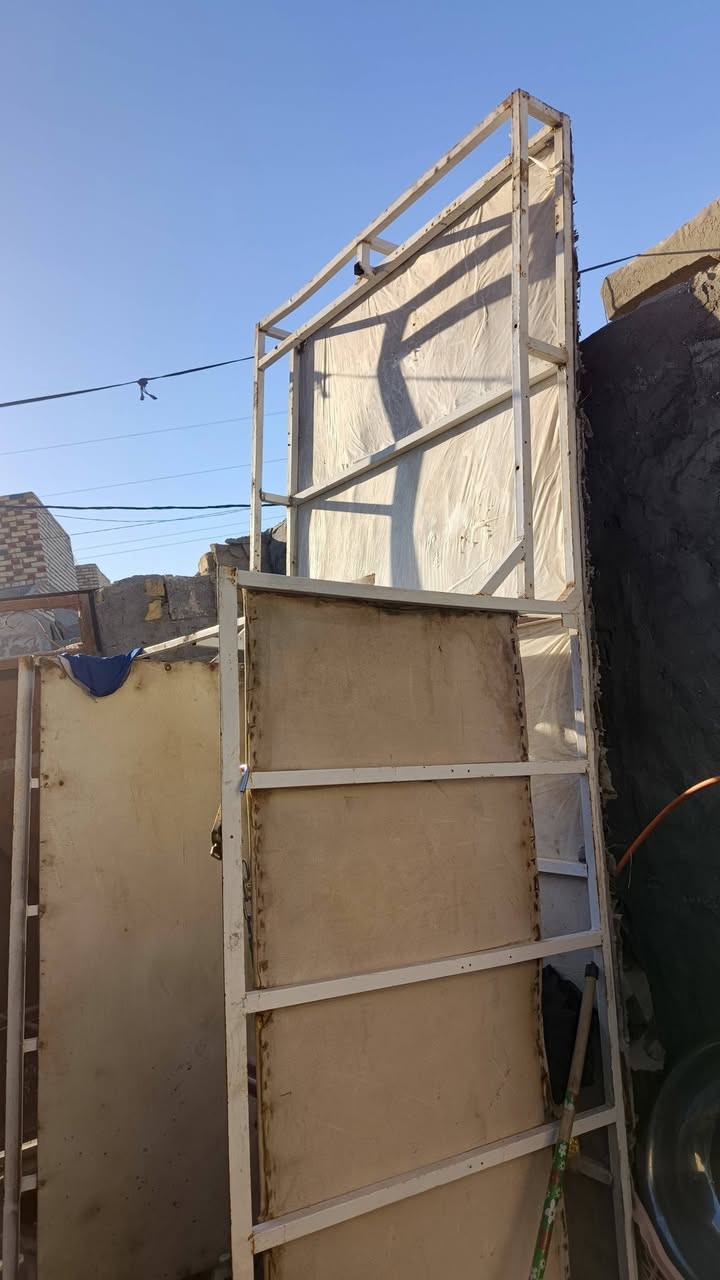 محجر ومطصبات نضيفات للبيع سعر175 مكاني نجف ***********
