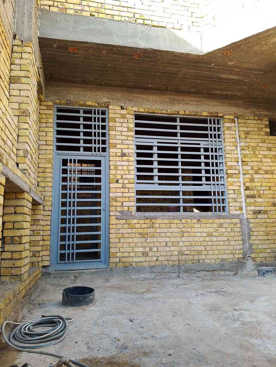 ٢٠٠م • قرب سيطرة الالبان • شغل درجه اوله