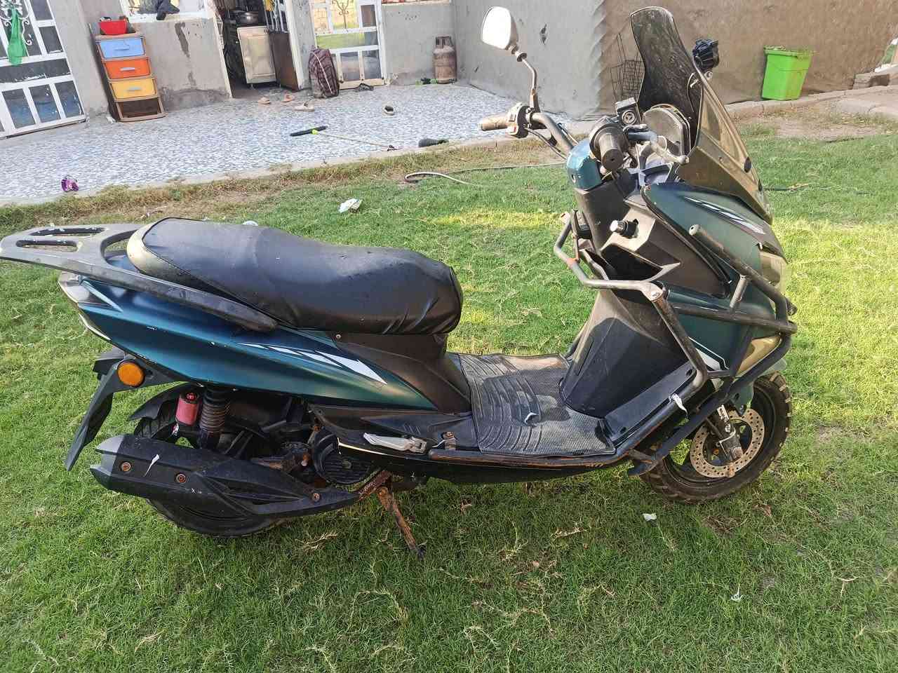 السلام عليكم
البيع شغاله كهرباء محرك 
السعر 300الحمزة الغربي 
***********
