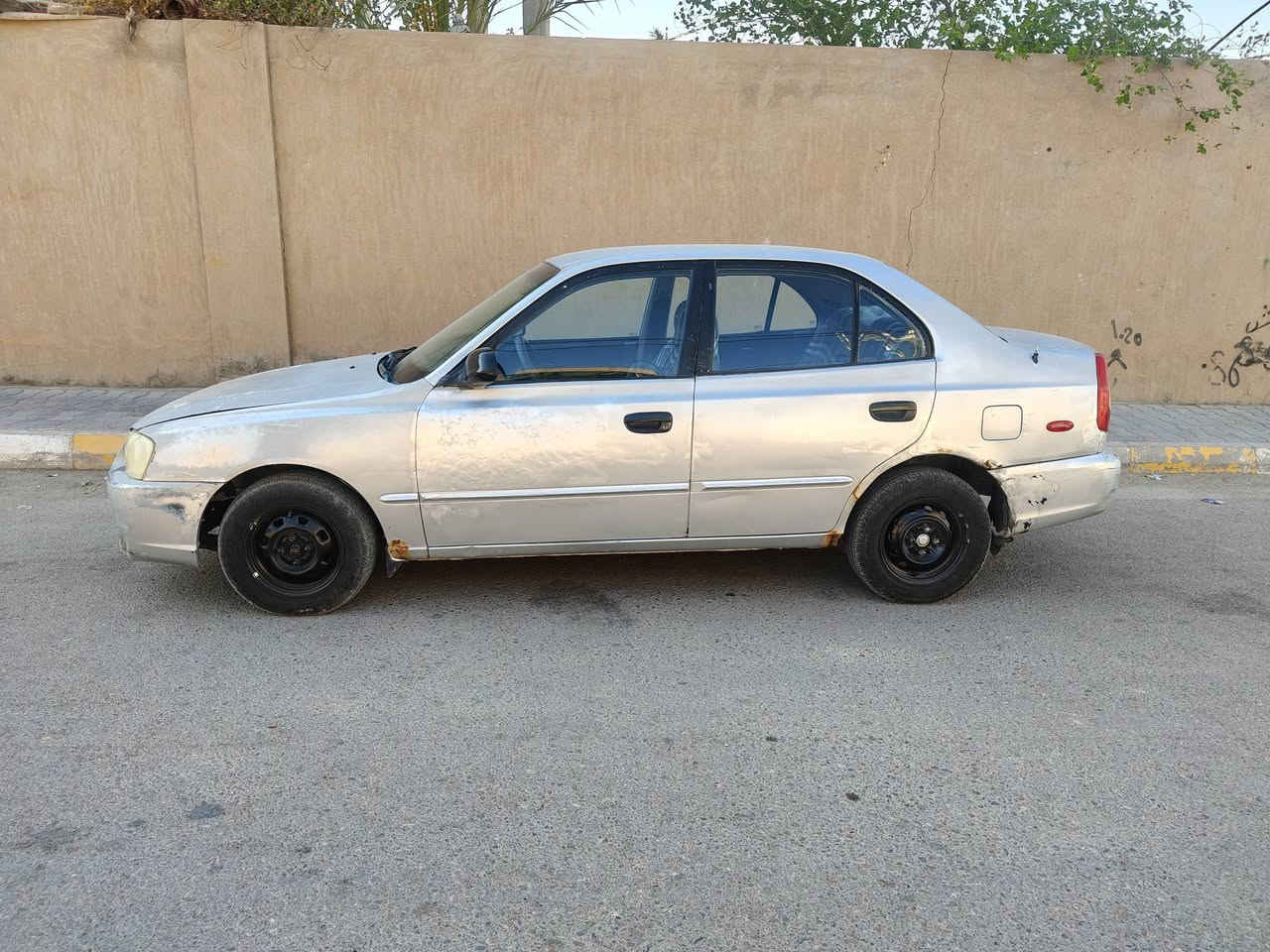 اكسنت موديل2001 جاهزه رقم واسط تبريد ثلج تخم تايره حداديه خلفي وامامي جديد مكينه وكير جدد  السعر 45 مكاني واسط شيخ سعد ***********
