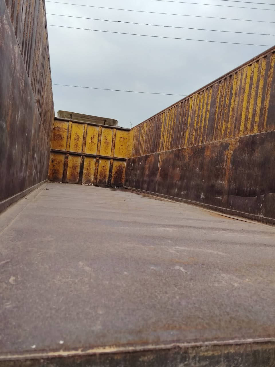 سكانيه 143 • كير 5ب5 • جاهزه للشغل