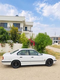 بي ام ٥٢٨ • ١٩٩١ • توماتيك