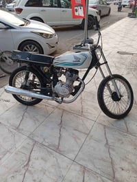 هوندا • دراجه • للبيع