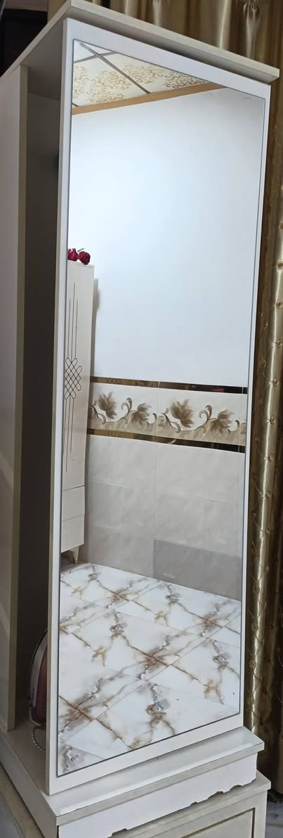 مراية جديدة • كرسي ميز • زيونه حي فلسطين