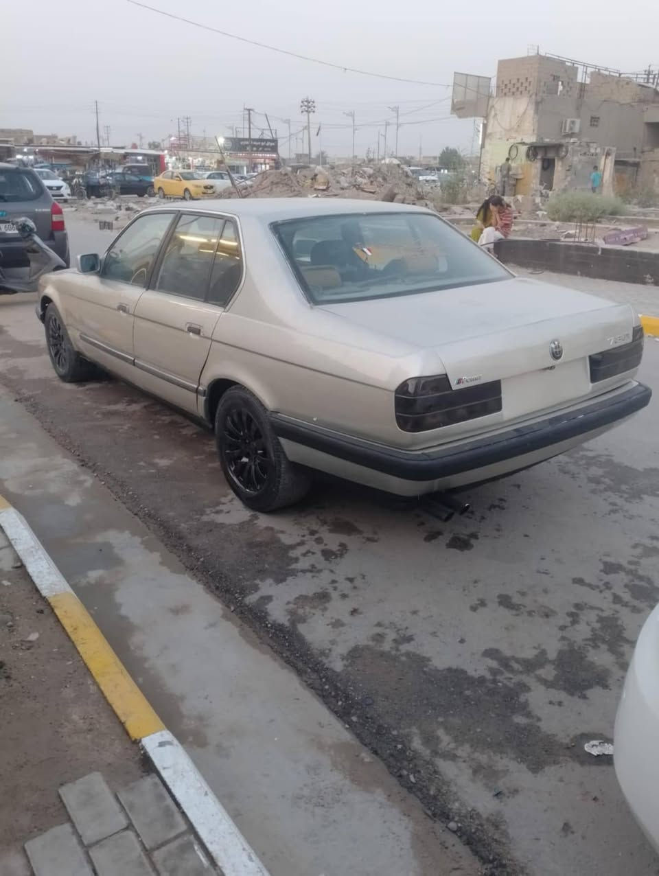 بي ام 730 • ٩١ • الحسينية