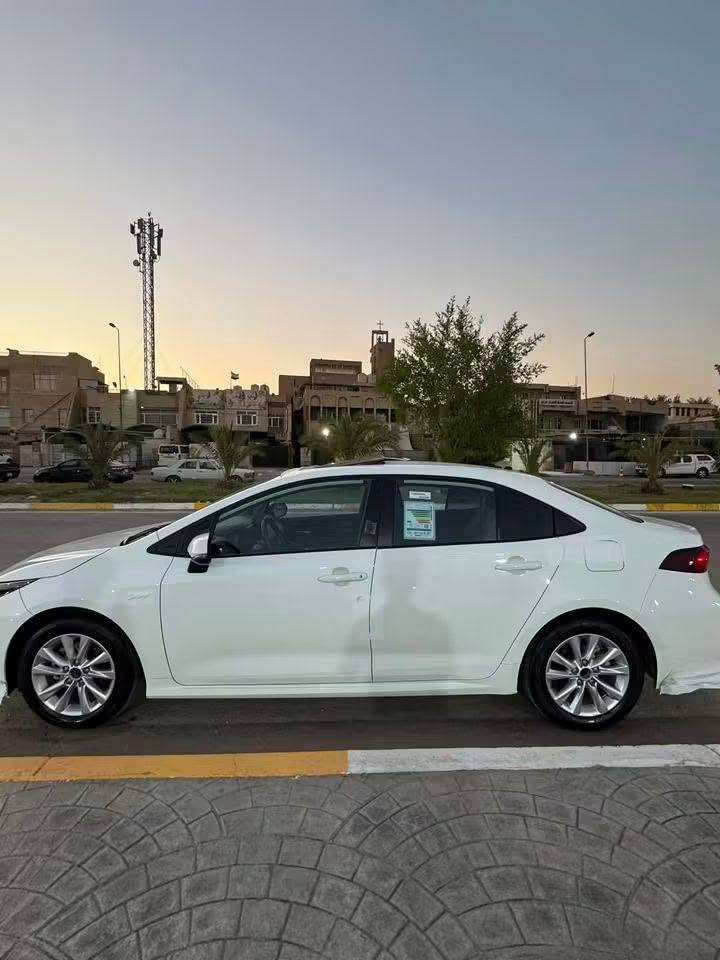 كورلا 2024 هايبرد شكل الخليجي 
ماشيه 20 ألف 

فول مواصفات 

مكفوله من الصبغ والبارد

السعر 155 وبيها مجال بسيط 

مكاني الرمادي حي العادل 

الأستفسار 
***********
