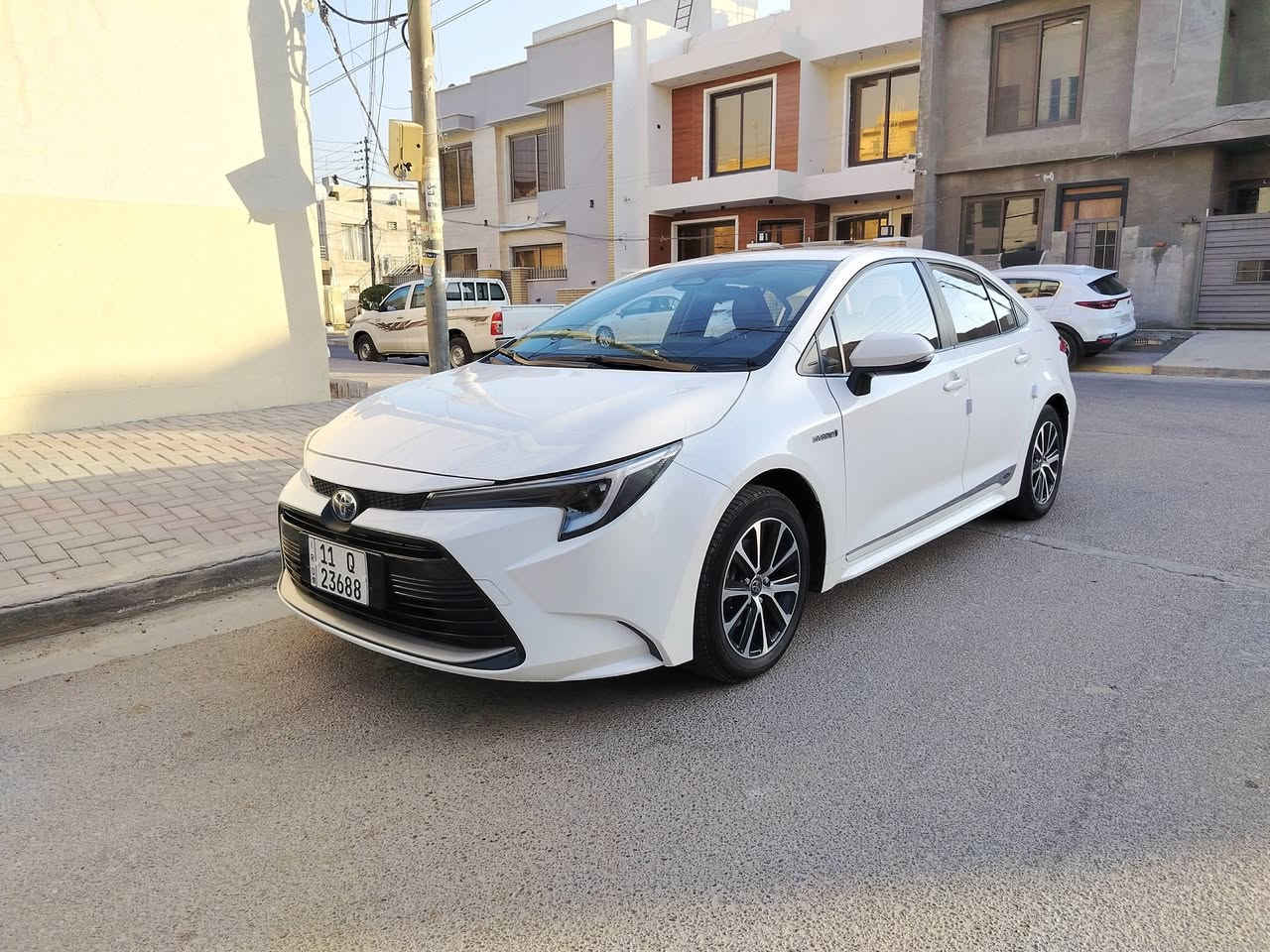 سلام عليكم

✅TOYOTA COROLLA HYBRID 2024

المواصفات

وارد صيني الشكل الأمريكي

✅ محرك 1.8 

✅ هايبرد اقتصادي

✅ مثبت سرعة

✅ رادار أمامي

✅ نظام مانع التصادم (Auto Brake)

✅ لايت عدسات LED

✅ مساعد ذكي للإضاءة العالية

✅ كشافات ضباب

✅ كاميرا 

✅ نظام المحافظة على المسار (Lane Assist)

✅ قيادة ذاتية (Toyota Safety Sense)

✅ أوضاع القيادة:

ECO

NORMAL

SPORT

✅ شاشة تدعم Apple CarPlay & Android Auto

✅ تبريد منفصل

حالة السيارة

✅ كفالة عامة بشرط الفحص

✅ كفالة على المحرك، الكير، والبطارية

✅ المشي :31 ألف 

📍 الموقع: بغداد الكرخ

السعر _151 $ ورقة وبيها مجال 

✅للاستفسار
***********
