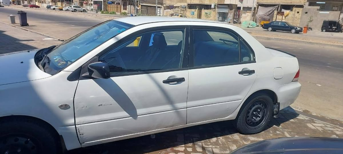 لانسر 2006 
محرك 2000 كير اوتو
شاشة وكامرة
تبريد ثلج
صدر امامي خلفي كلة جديد
تخم تاير جديد
فيتبم وقاعدة تفصيخ اصلي
تانكي بنزين جديد
مكان السيارة بغداد مدينة الصدر
السعر 68وبي مجال انشاء الله
استفسار 
***********
