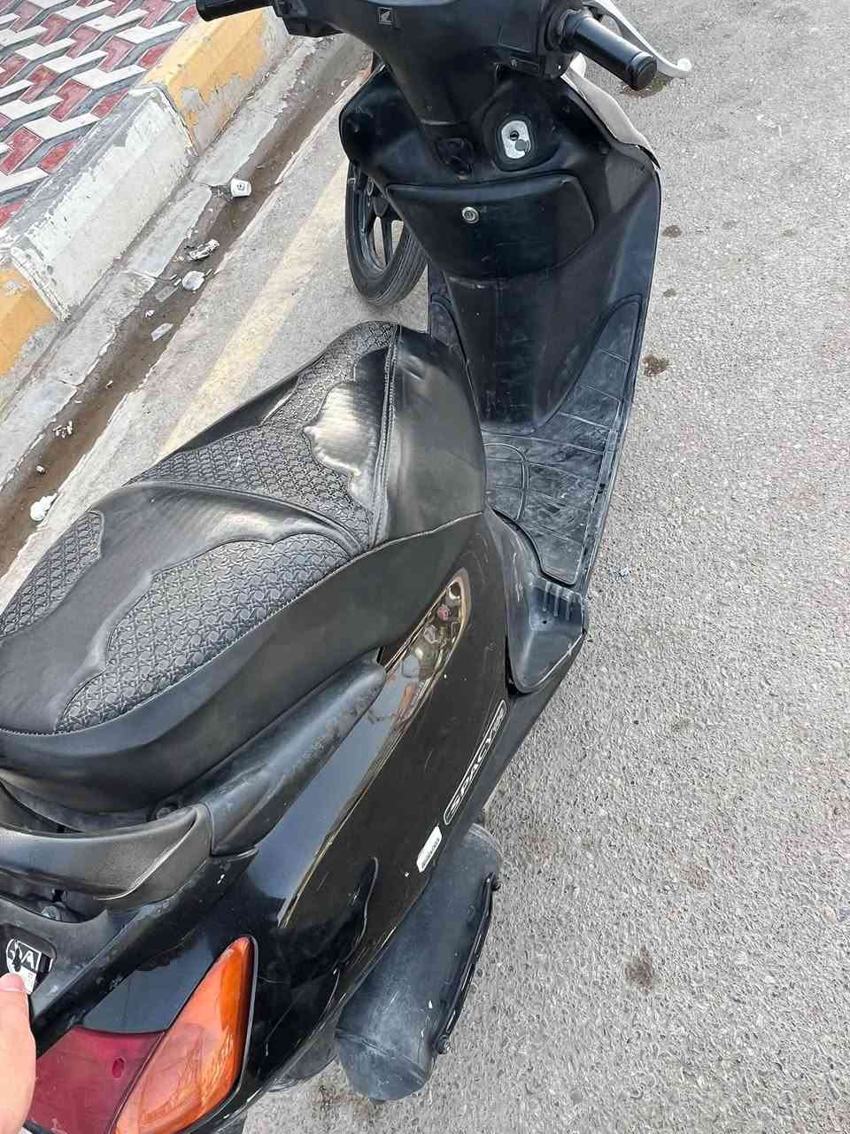 دراجه سبيسي البيع ياباني دراجه مابيه كل عطل 
فقط مكينه مفتوحه تجفية جديد نظافه نفس مابصوره كفراته بلادي
مكاني قضاء الفجر 
السعر800.000 بيه مجال حك الجيه
الاستفسار ***********
