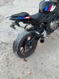 شباب للبيع BMW R1000 الدراجه موديل 2019 ماشيه 18 الف دخول جديد الدراجه...