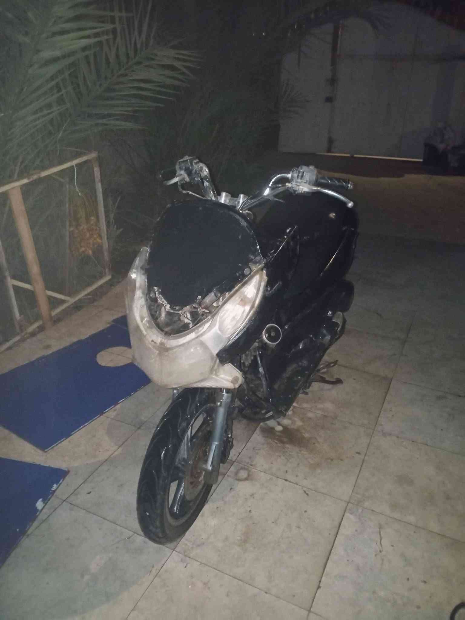 السلام عليكم pcxجيل الأول ياباني محرك125 جم حديد  شراي يتصل*********** ديوانيه
