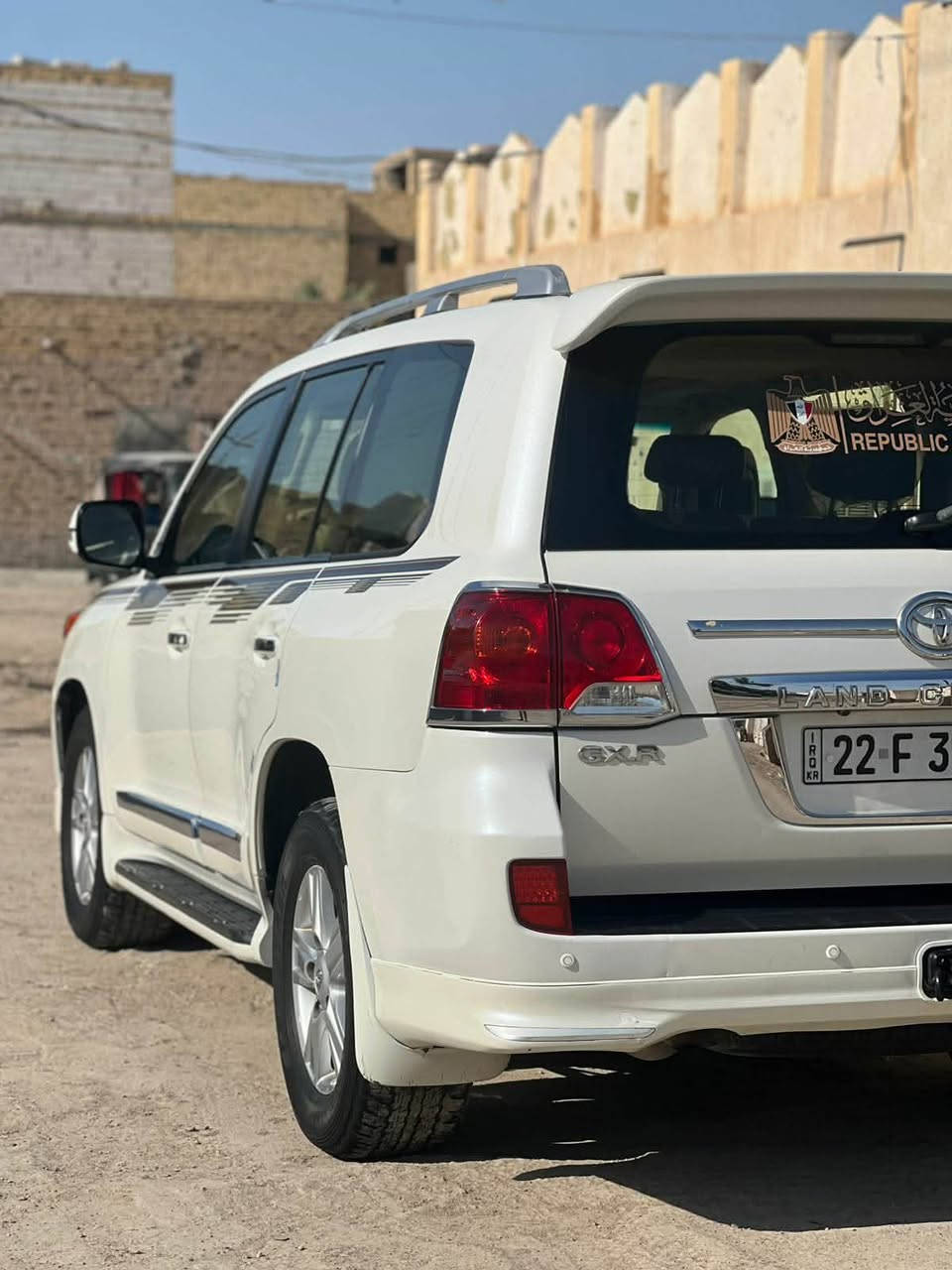 سلام عليكم لانكروز موديل ١٣ رقم اربيل مبدل جمالغ امامي مكان ناصريه ***********
سعر ٢٧٥
