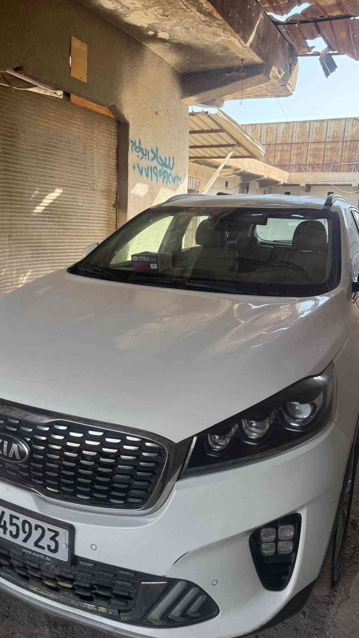 � للبيع | Kia Sorento SX 2019 🚨

🔥 كيا سورينتو SX موديل 2019 — فخامة، حجم وقوة 🔥

🔸 الموديل: 2019
🔸 الفئة: SX
🔸 اللون: أبيض
🔸 جنوط أصلية
🔸 كاميرا + حساسات
🔸 LED
🔸 داخلية واسعة ومريحة
🔸 مكيف بارد
🔸 سيارة نظيفة ومرتبة جداً

✅ كفالة عامة
✅ استخدام شخصي
✅ جاهزة للفحص
✅ الفحص بأي مكان يختاره المشتري
✅ جاهزة للركوب

💰 السعر: 23,500$
📞 للتواصل: ***********

🔥 السيارة تستاهل المعاينة، والجاد يتفضل والفحص خير دليل

