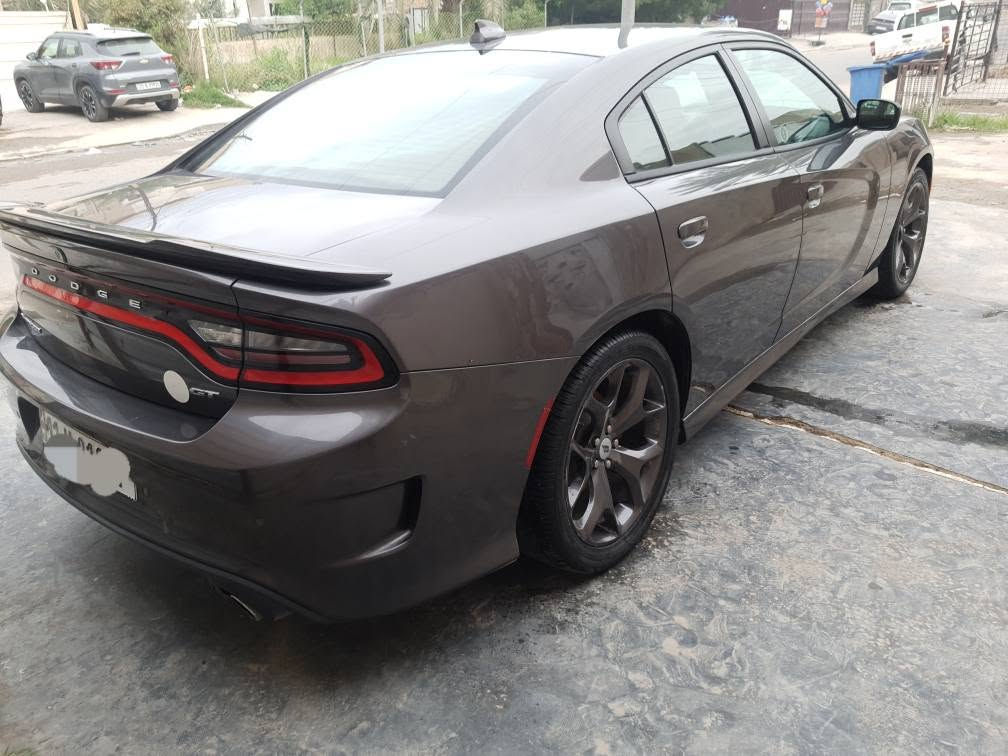دودج جارجر 2019 GT
السيارة كفاله من الدعامية للدعامية بدون صبغ بدون تبديل 
محرك 3600  v6
السيلرة عليها منظومة غاز حكومية ٦٠ لتر انسى شي اسمه صرف او بانزين 
جيتي سوبر تراك  رقم بغداد باسمي
مكانها بغداد 
*********** بغداد, العراق
