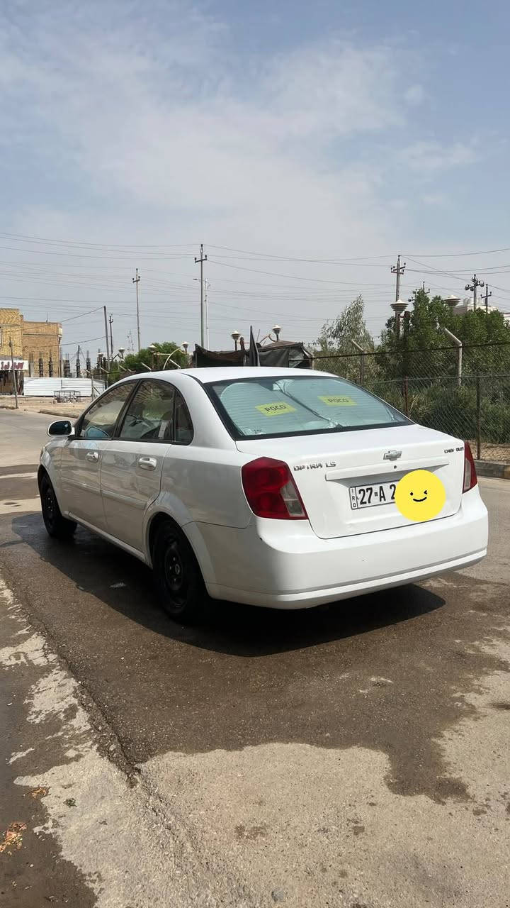 السلام عليكم 
للبيع اوبترا موديل ٢٠١١
محرك و كير جدد
تخم تاير جديد باتري جديد 
تبريد جديد 
السعر ٧٢وبيه مجال قليل
***********
