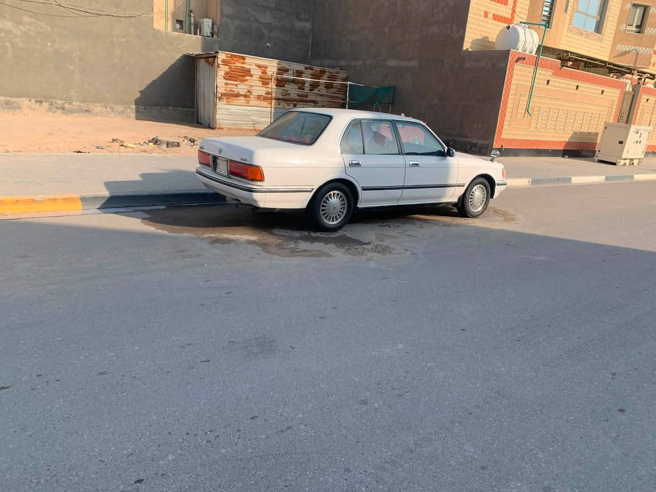 سلام عليكم أرنب كصيف سياره رقمه بغداد راعيه بلبصره مكينه وكير مكفولات بيه ضربه بصفحت السايق كدام تخم تاير حداديه جديده ***********مكاني بزبير

