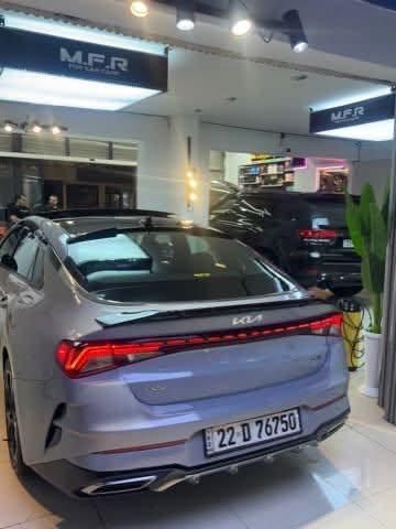 KIA K5 GT-LINE 2022
وارد امريكي فول مواصفات 

ماشية 62،000 mil 

صبغ 3 قطع بابين وجاملغ خلفي بجم كبس 

بصمة وتشغيل عن بعد 

كشنات كهرباء 

بنوراما طكتين 

رقم اربيل بأسمي هزة وسنوية جديدة 

حساسات ورادار امامي خلفي 

كاميرا خلفية 

السياره جاهزة ومابيهة اي نقص 

السعر 15,900$ 

159 ورقة 

مكاني بغداد - الصليخ 

***********
