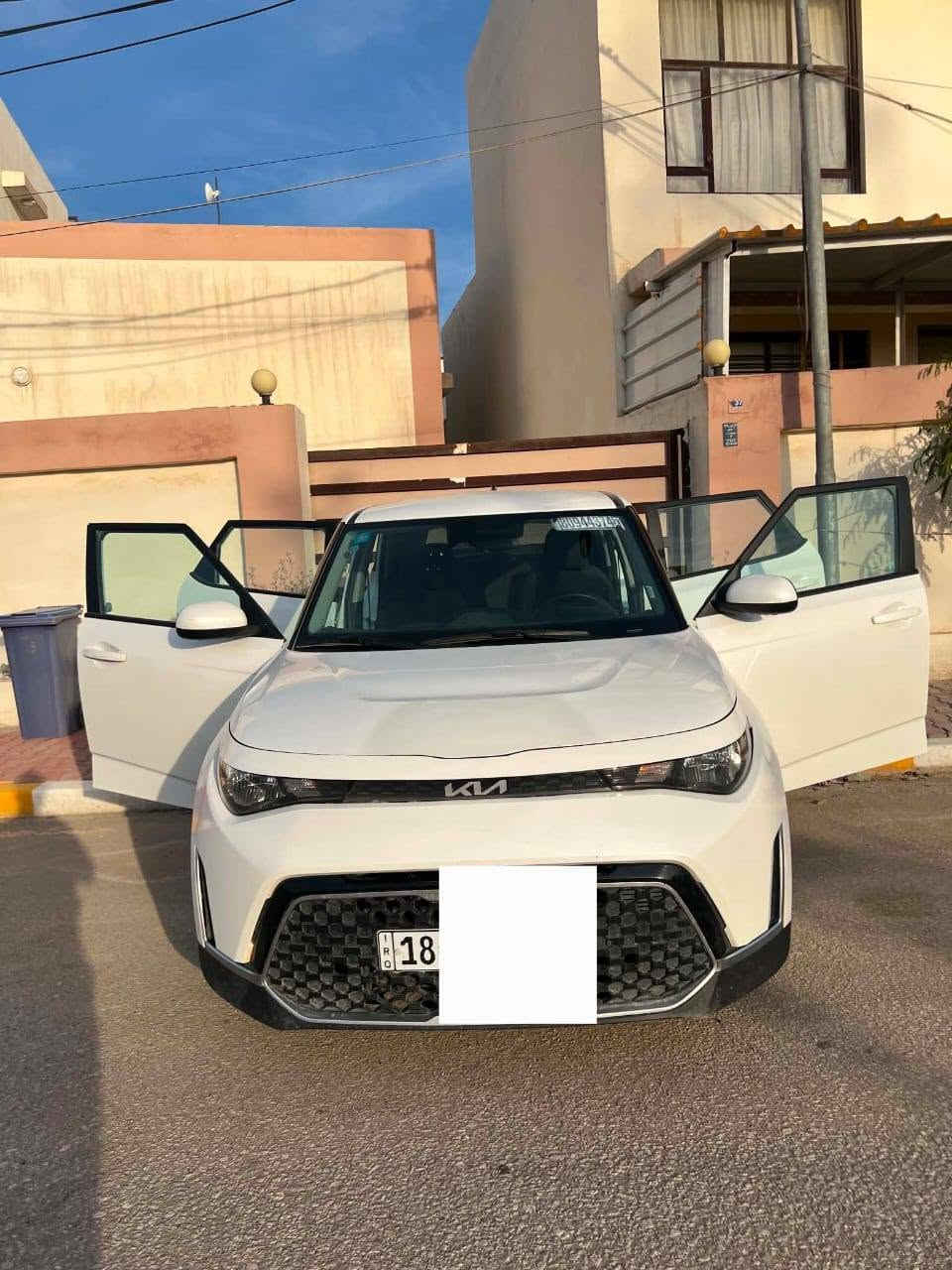 🚗 للبيع: كيا صول (Kia Soul) - مواصفات XL
رقم بابل مرقم باسمي
التفاصيل:
• المواصفات: مواصفات XL المعروفة.
• الحادث: السيارة كلين، حادثها فقط كسر بالدعامية وبها باب عكس السايق كلير، بدون ايرباك (الايرباكات سليمة).
• ملاحظة: صور الحادث مرفقة وية المنشور.
سعر ١٦٠ وبيه مجال
📍 الموقع: بابل - الحلة
📞 للتواصل والاستفسار: ***********
