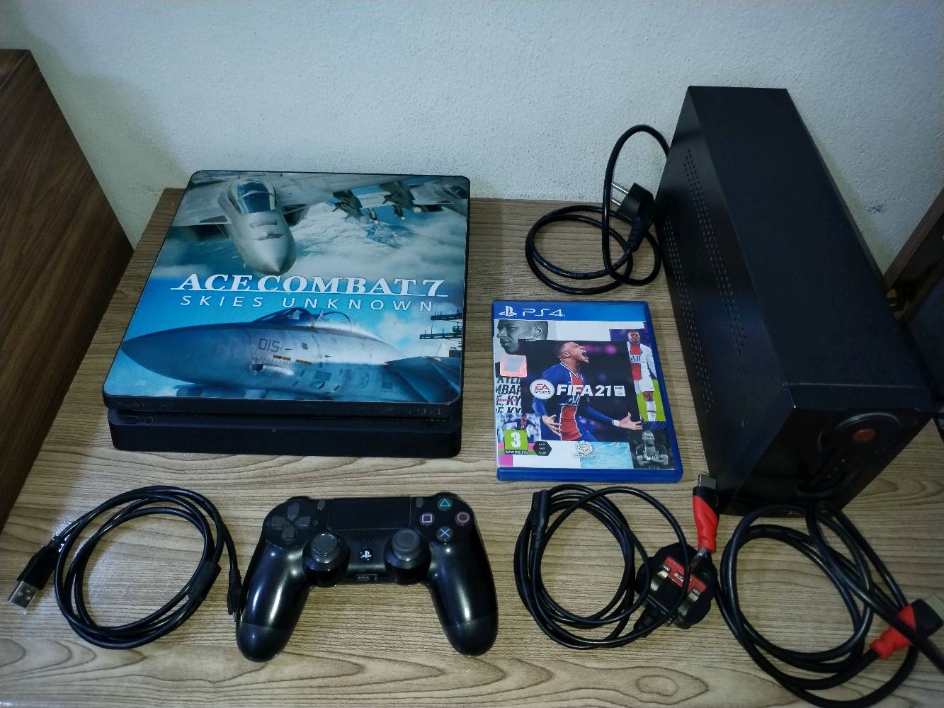 PlayStation 4 Slim 1TB
✅ المواصفات:

• PlayStation 4 Slim
• سعة 1TB (1000GB)
• يدعم اللعب أونلاين 
• جميع الكيبلات موجودة كاملة وجاهز للتشغيل

يتوفر مع الجهاز : 
• جويستك أصلية 
• جهاز ( UBS )
🔥قرص ( FIFA 21 ) مجاني🔥

• الجهاز غير مفتوح نهائياً (وكالة) 
• نظيف جداً واستعماله خفيف
• كامل هو وملحقاته يعني تشتريه اليوم وتشغله بنفس اللحظة، بدون ما تحتاج تشتري أي ملحق إضافي.

✨ مناسب للشخص اللي يريد جهاز مرتب ويبتعد عن الأجهزة المفتوحة أو المصلّحة إذا تدور على PS4 نظيف و مضمون، اخو الجديد 

السعر 225 ألف مع قرص ( FIFA 21 ) مجاني ❤️

للتواصل ***********
📍الموقع / ديالى