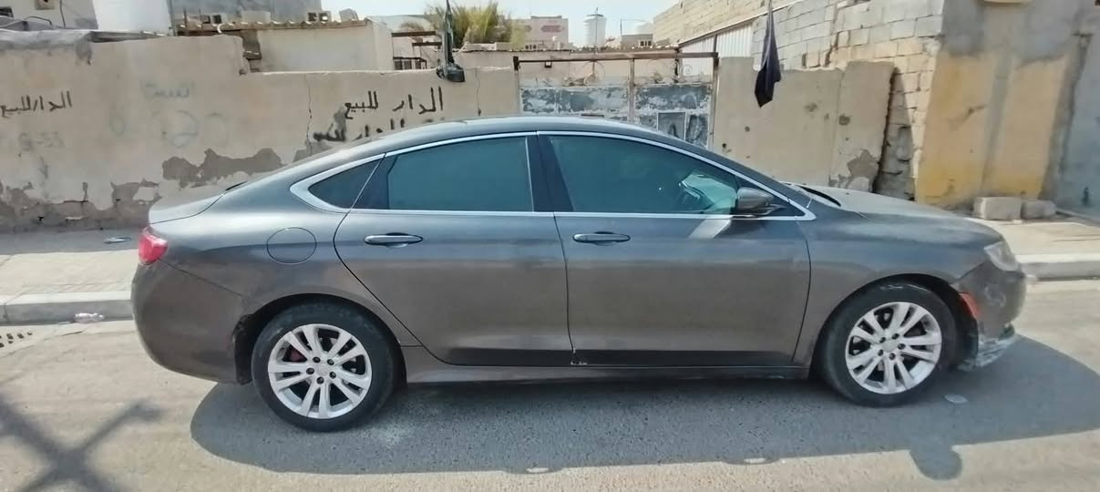 السلام عليكم  C200 اصولية ٢٠١٦ رقم انكليزي تحويل مباشر حادثها مدكر امامي جاهزة  محرك كير تبريد كفالة مكينة ٢٤٠٠ كير ٩ نمر ماوس مكانها بصرة للبيع سعرها ٧٦$ هاتف ***********
