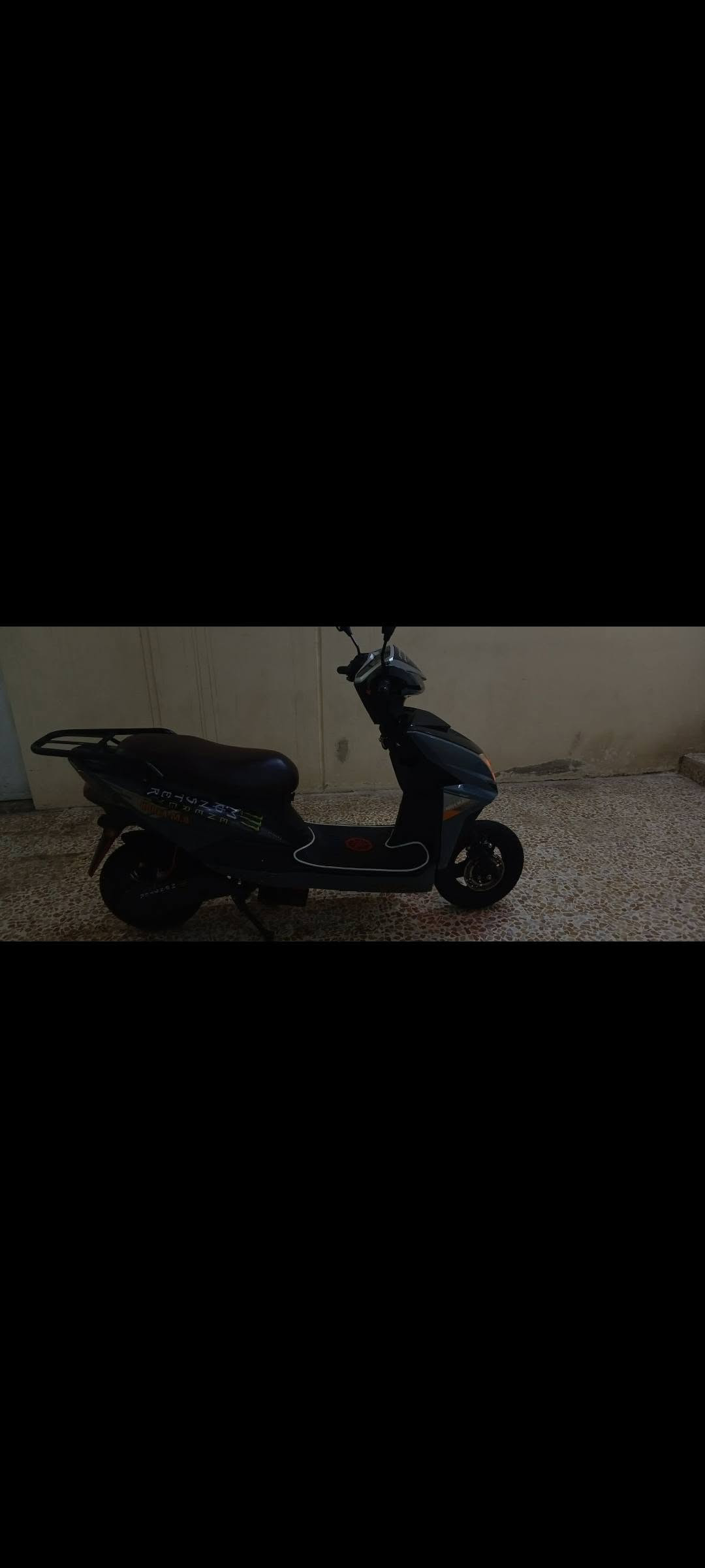 عندي هاذا المطور للبيع مستعمل قليل سرعه 75 حقيقي وهذا سعر 500 الف وبي مجال وهذا رقمي ***********.      وهذا الاسيه ***********
