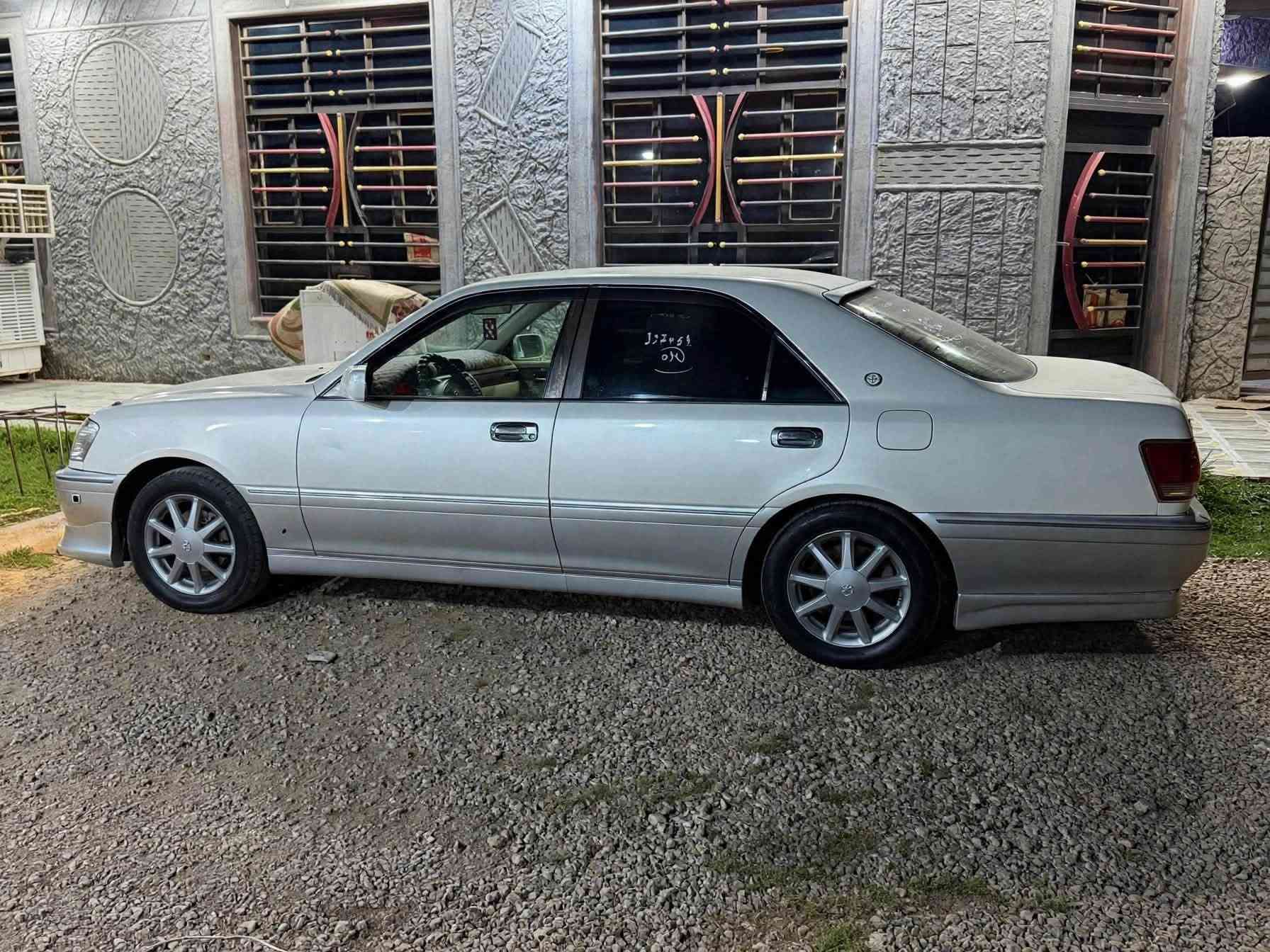 ٢٠٠٣ • رويال سالون • نظيفه
