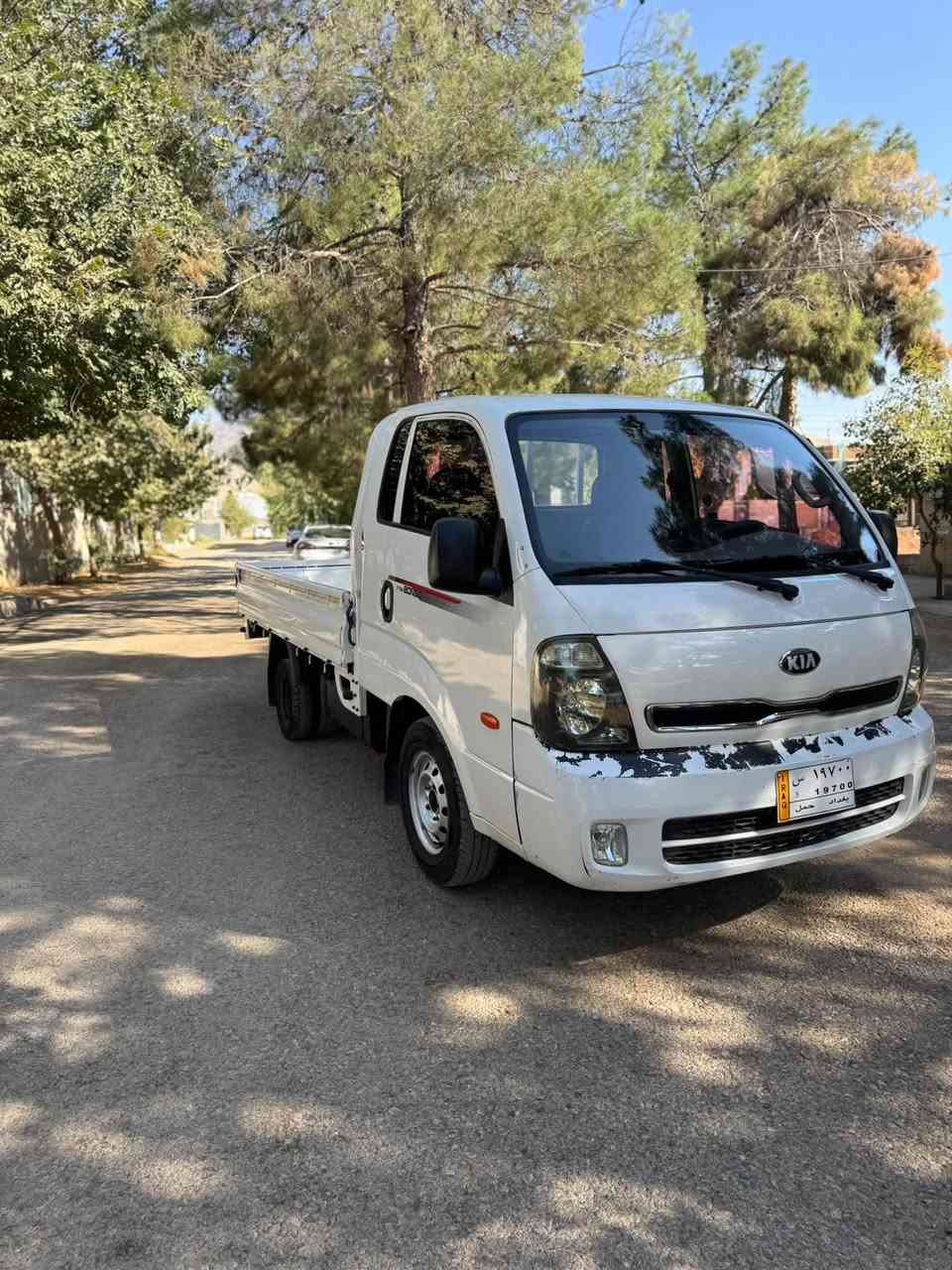 سەرەتا بە ناوی خوای گەورە 
کیا بار 
٢٠١١
ئۆتۆماتیک 
گێڕ و مەکینە و ئکسل بە شەرت 
کامل کارەبای بە شەرت 
تەبردی لەسەر سویچ 
ناو بۆدی لۆکک لۆکک 
تازا داخڵ 
سەیارەکە یەک دەستە 
ماڵی ئەوەیە یەکسەر ئیشی پێبکەیت 
*********** 
***********
وەتسەپ و ڤایبەری لەسەرە 
مشتەری نیت سەری منیش و خۆشت مەئێشێنە 
بچوکی هەموو لایەکین
