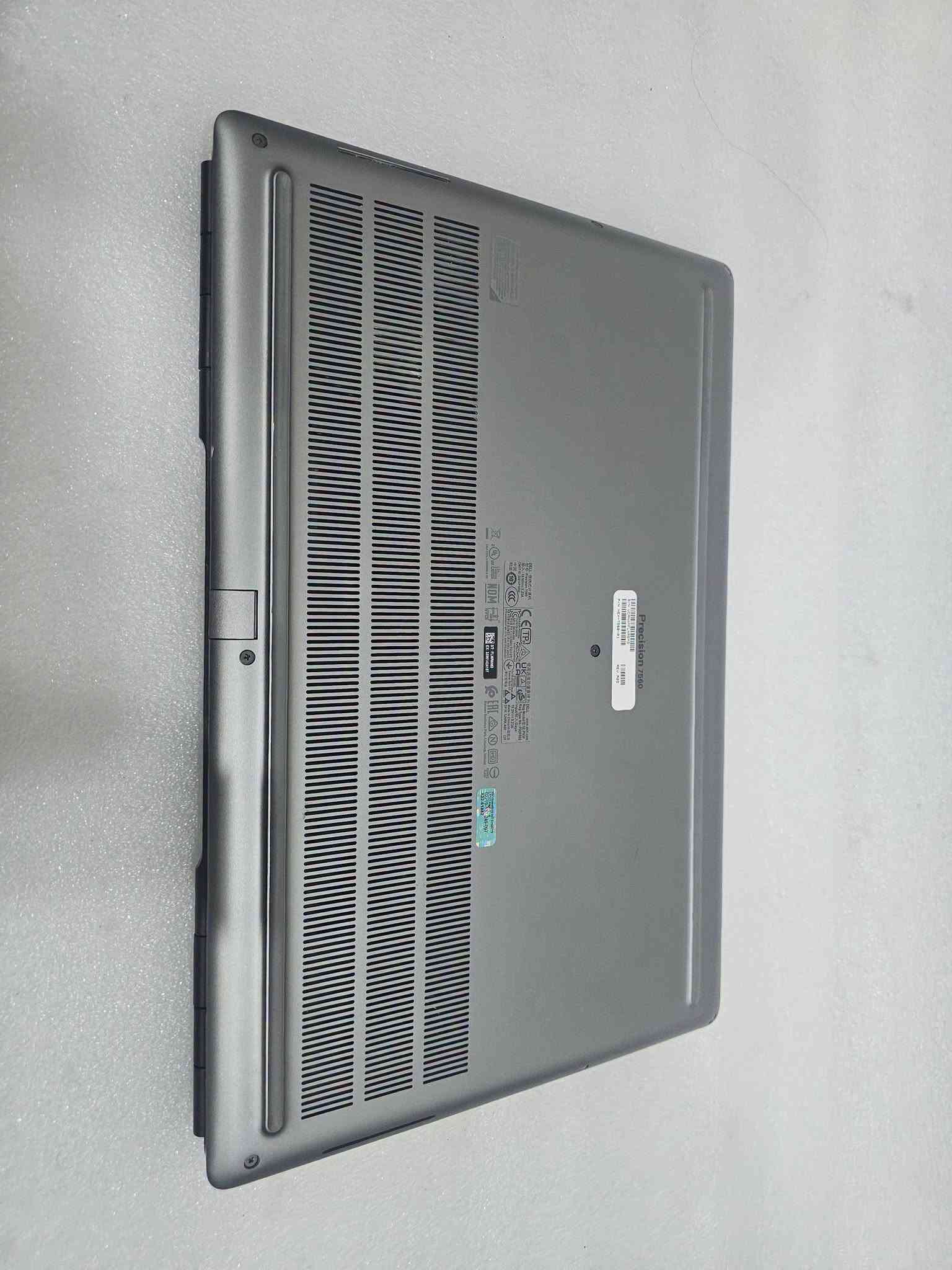 🔥 رجع توفر… ولما يرجع الـWorkstation، يرجع بمواصفات تستاهل الانتظار.
💻 Dell Precision 7560 | Workstation

━━━━━━━━━━━━━━━━━━

⚡ المواصفات:

• 🧠 Intel Core i7 – الجيل 11 | فئة H
• 🎮 NVIDIA T1200 4GB
• 💾 RAM 32GB
• 🔧 قابل للتطوير حتى 128GB
• ⚡ 4 منافذ للرام
• 🚀 SSD 512GB
• 💽 يدعم تركيب حتى 3 هاردات
• 🖥️ شاشة 15.6"

━━━━━━━━━━━━━━━━━━

💎 Workstation احترافي مصمم للشغل اللي يحتاج قوة حقيقية، من التصميم والهندسة إلى المونتاج والبرمجة والمهام الثقيلة.

🎨 تصميم وجرافيك
🏗️ هندسة وبرامج CAD و3D
🎬 مونتاج وتحرير فيديو
💻 برمجة وتطوير
📊 تعدد مهام وبرامج احترافية
⚙️ أعمال هندسية وتخصصية
🔥 مهام وشغل ثقيل

🚀 Core i7 فئة H مع NVIDIA T1200 4GB يقدمون تركيبة قوية للأعمال الاحترافية والبرامج الرسومية.

⚡ RAM 32GB مع قابلية التطوير حتى 128GB ووجود 4 منافذ للرام — مساحة كبيرة للأداء والترقية مستقبلًا.

💽 ويدعم تركيب حتى 3 هاردات، حتى تكون عندك مرونة أكبر بالتخزين والمشاريع والملفات الكبيرة.

━━━━━━━━━━━━━━━━━━

👑 Dell Precision 7560 — Workstation بمواصفات قوية، قابلية تطوير عالية، وكرت شاشة احترافي… جهاز معمول للشغل اللي يحتاج جهاز يعتمد عليه.

🔥 Core i7 الجيل 11 | فئة H | NVIDIA T1200 4GB | RAM 32GB | SSD 512GB | قابل للتطوير حتى 128GB | 3 هاردات | 15.6"

💰 سعر منافس!

🚚 توصيل لجميع محافظات العراق
🛡️ ضمان 10 أيام
📩 للاستفسار راسلونا خاص أو واتساب على ***********

نص مكتوب في الصور:
- Find a setting
- System > About
- Processor
- 11th Gen Intel(R) Core(TM) i7-11800H @ 2.30GHz
- 2.30 GHz
- Installed RAM
- 32.0 GB
- Speed: 2667 MT/s
- Graphics card
- 4 GB
- Multiple GPUs installed
- Storage
- 477 GB
- 69 GB of 477 GB used
- WIN-N88Q2UM8AC0
- Precision 7560
- Rename this PC
- Device info
- Copy
- Device name WIN-N88Q2UM8AC0
- Processor 11th Gen Intel(R) Core(TM) i7-11800H @ 2.30GHz (2.30 GHz)
- Installed RAM 32.0 GB (31.2 GB usable)
- Graphics card NVIDIA T1200 Laptop GPU (4 GB)
- Intel(R) UHD Graphics (128 MB)
- Storage 69 GB of 477 GB used
- Device ID 4FBA6E31-3342-4B59-8AD7-E84D20237057
- Product ID 00330-80000-00000-AA326
- System type 64-bit operating system, x64-based processor
- Pen and touch No pen or touch input is available for this display
- Related links Domain or workgroup System protection Advanced system settings
- Search
- 6:09 PM
- 9/13/2026