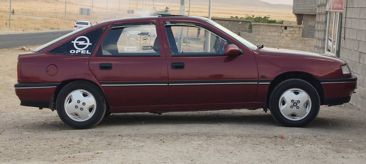 السلام عليكم اوبل فكتره حجم 20 موديل 92 رقم وسنويه جدد صبغ جماليه مال تقحيل ستيرن بور تنته سلايت شاشه كاميرا جامات كهرب ويلكب شركه تايرات جدد السعر 38 وبيها مجال للستفسار ***********
