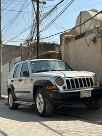 جيب ليبرتي 2007 السلفر كير ومحرك مكفولات تبريد منقص غاز صدر وتخم تاير ...