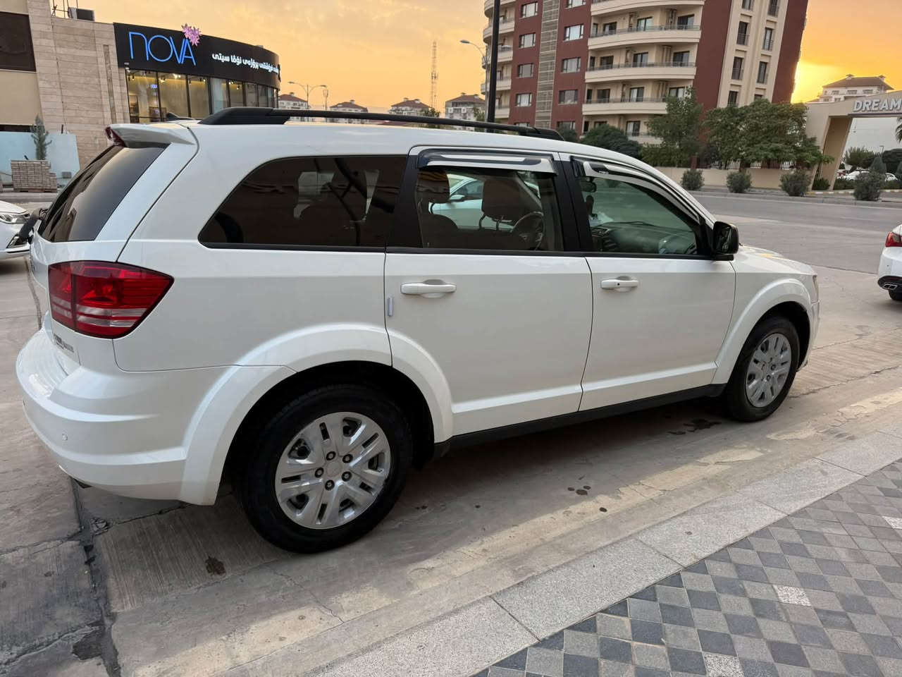 دوج جورني • ٢٠١٨ • ٧ راكب