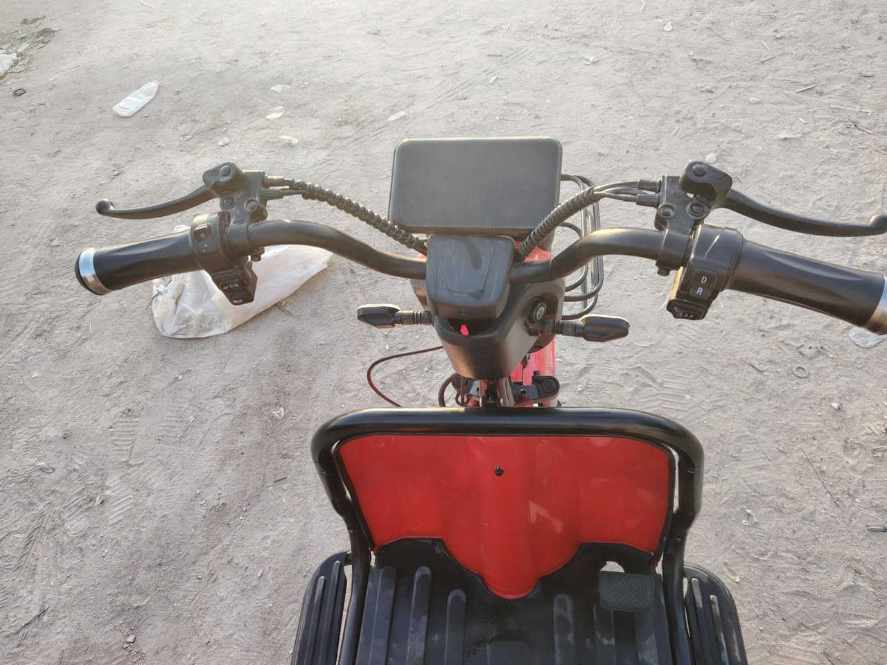دراجه شحن 850و بيها مجال***********
