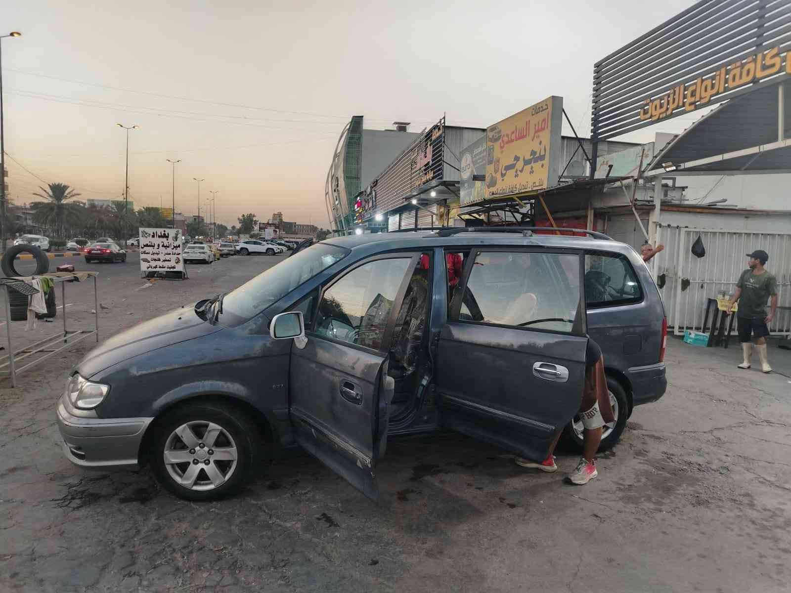 هوندا تراجيت ٢٠٠١   سبعه راكب كاز كير ومحرك جديد تبريد قطعتين عاطل بااسمي رقم جديد بغداد سنوية ٢٠٣١ ، حداديه جيده السعر ٥٥ بيها مجال بسيط ، مكان السيارة بغداد / طوبجي 
*********** ابو صفاء
