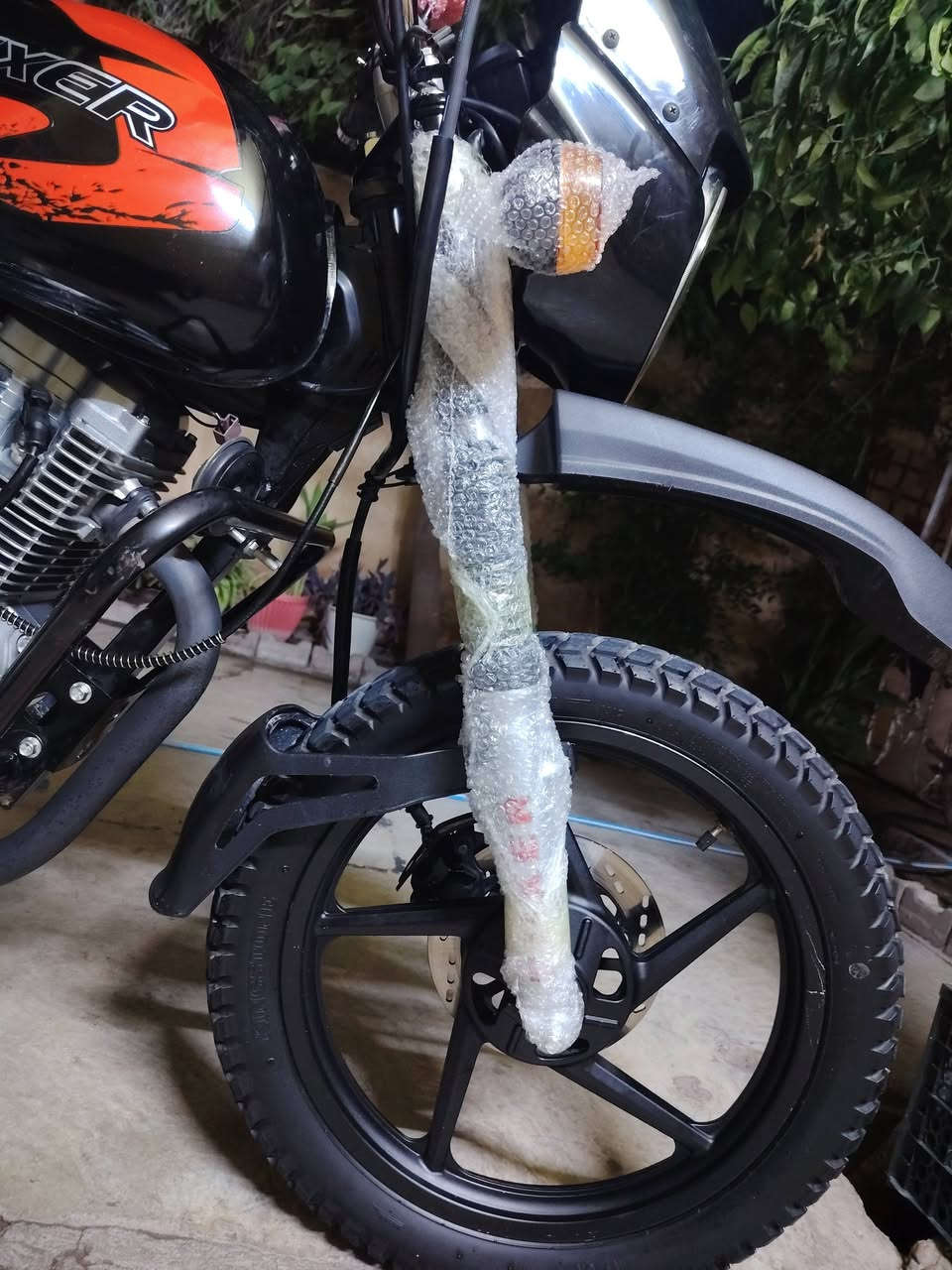 ماطور بوكسر موديل 2025 اخو الصفر شرط الفحص مكفوله من كلشي ماشيه شي قليل السعر مليون 300 وبيها مجال لشراي مكاني كركوك حي العسكري *********** وتساب ***********
