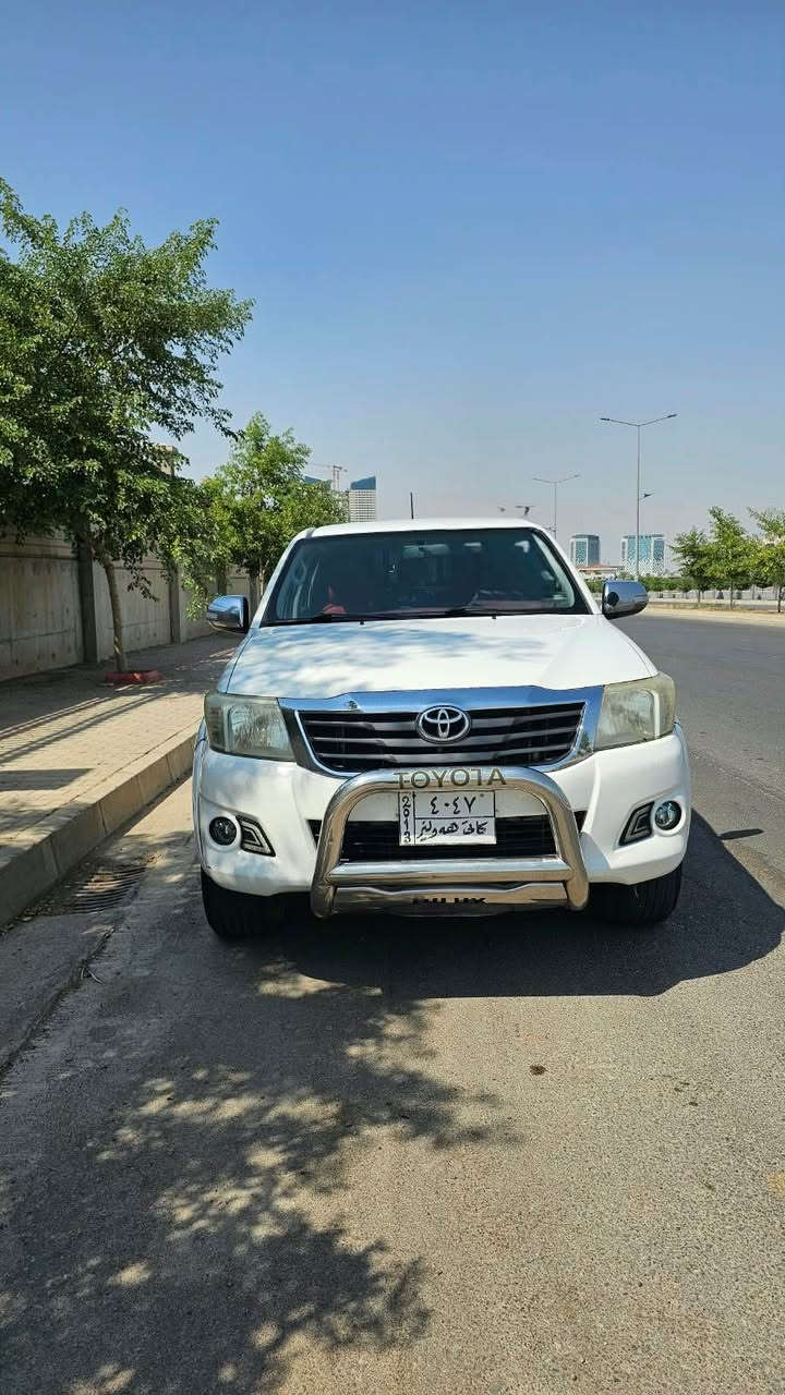 مەرزیەی ٢٠١٤ بێ ڕەقەم
گێڕ عادیە و خەلیجیە

کێشەی مەدەنی بەشەرت
مەکینەی تەشفیت کراوە و بێ کێشەیە بە شەرەت نە سەرف نە دوکەڵ نە دەنگ و نە نەقسی ڕۆنی نیە

دەرگای پشتەوە کەمەک ساردی هەیە و باقی هیچی پێوە نیە
بۆ زانیاری و نرخ پەیوەندی بکەن

750 474 6449
*********** أربيل, العراق
