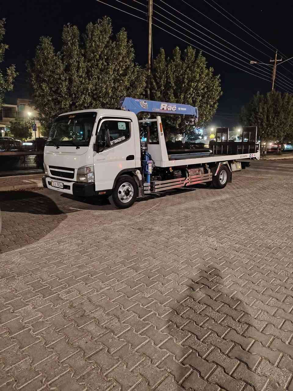 للبيع كنتر
كرين فلات نزال
موديل 2013
كرين Rak
2طن 900مخالف
3سلايتات ريمونت 
بودي نزال ياباني ريمونت 
سياره بمب نوزل 104
طول البدي 5متر 65سانتيم 
عنوان ديالى 
رقم الهاتف ***********
