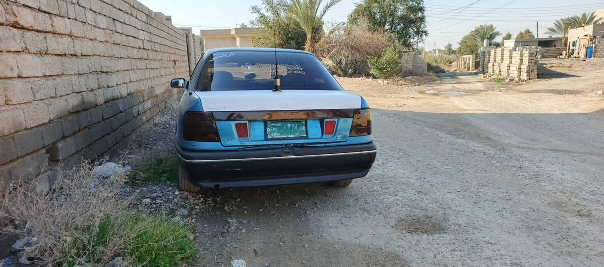 السلام عليكم
انترى 92 للبيع
فحص نينوى شرط تحويل
ستيرن بور 
سنتر لوك 🔐
سيارة جاهزة  وسعرها مناسب 
السعر 18💵
للتواصل
***********
