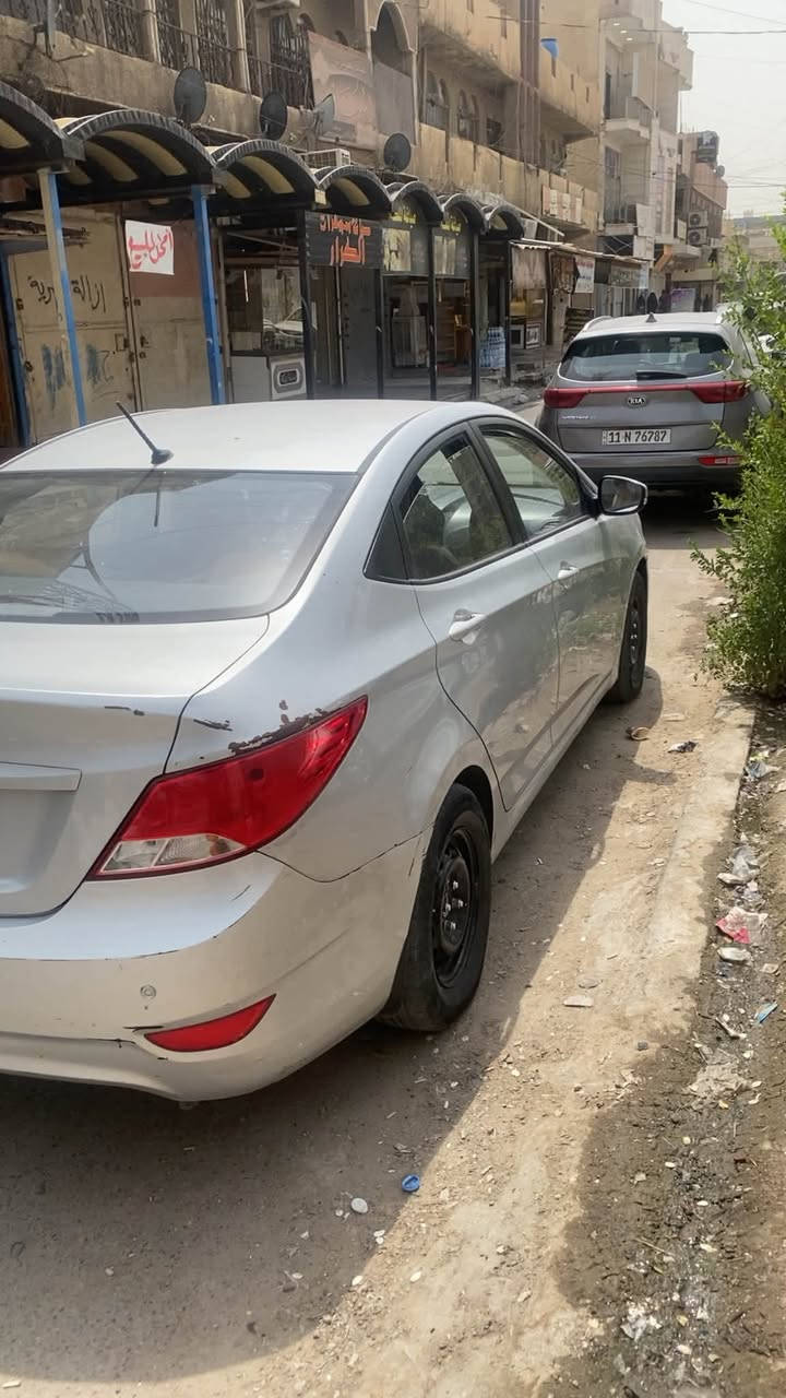 السلام علیکم
اکسنت مودیل ١٦ مابيها صبغ تبريد عاطل

محرك ١٤٠٠ بيها خيط تبخير بأسمي مكاني شارع الداخل سوق عريبه سعرها ٧٢ بيها مجال الف هلا بالشراي

تلفوني

***********
