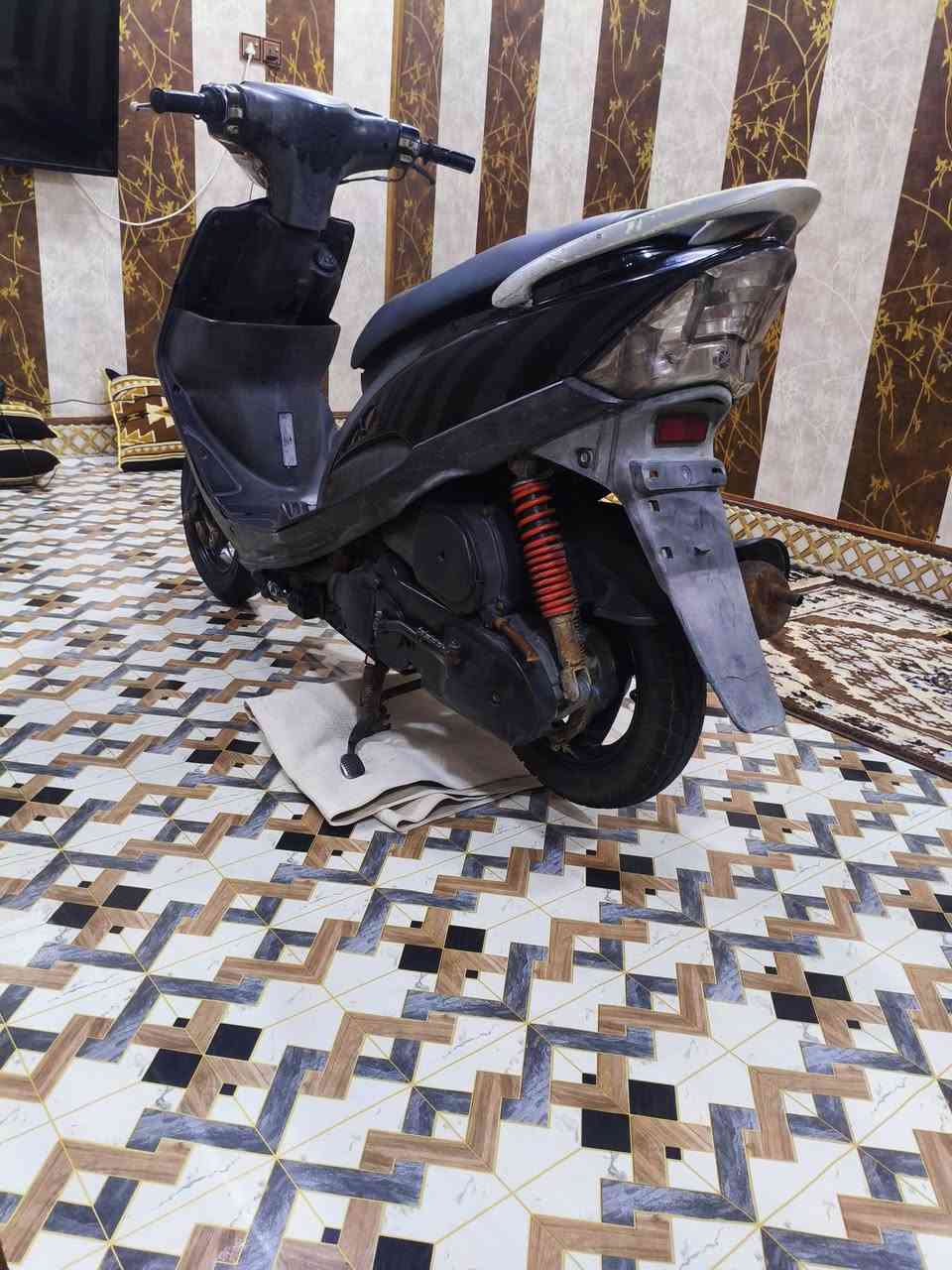 ماكس عدله ما مفتوحه بوشه 49ابلاد سلف بلاد كابريتر ابلاد شغاله سلف هندر اشاير سكنات لايت عالي وناصي عينه نعومه ونهضه ومشي دبلات امامي وخلفي سعر 625وبيه مجال مكاني الحيانيه دور الشرطه قرب المعارض الجديده مال السيارات استفسار ***********
